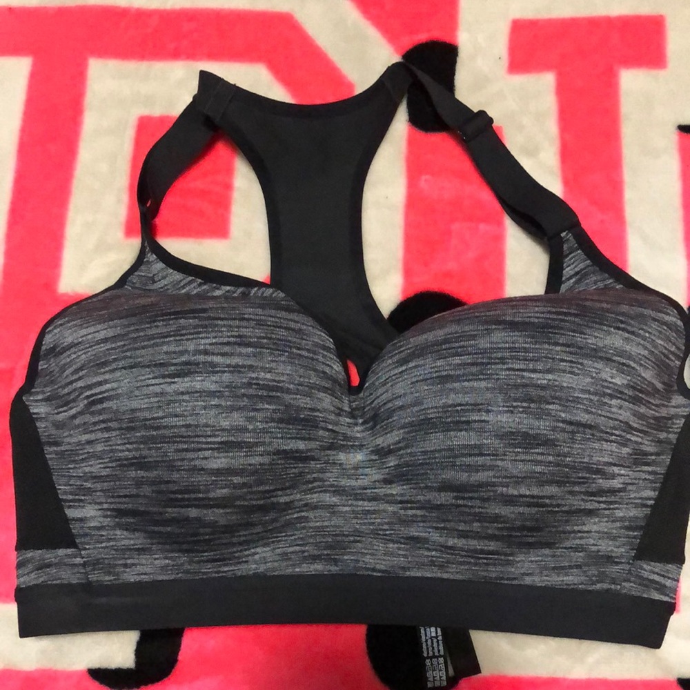 Victoria secret sports bra 36d